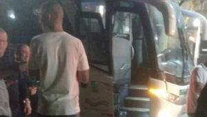Homem é morto a tiros após tentar assaltar ônibus com 28 PMs
