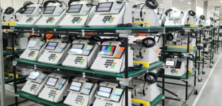 TSE começa a enviar aos estados as novas urnas eletrônicas do país