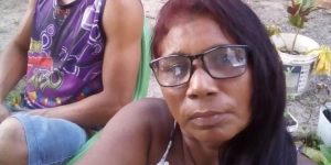 Homem corta orelha de ex-esposa a ‘facãozada’ no Pará