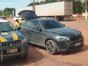 Homem tem carro apreendido pela PRF e chama helicóptero para buscá-lo