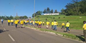 Parauapebas: Mototaxistas e taxistas fazem ato reivindicando empréstimo