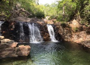 Cachoeira da Serra das Andorinhas é fechada após intimação