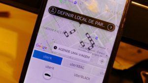 Justiça determina pagamento de 13º e férias da Uber para motorista