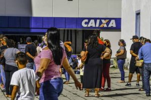 Agências da Caixa abrirão para pagamento do benefício neste sábado (1º)