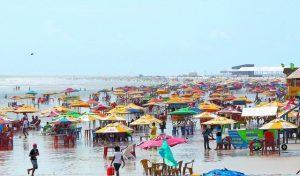 Acessos para praias de Salinas serão fechados às 17h durante o veraneio 2020, afirma PM