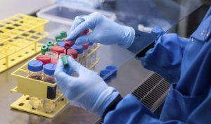 Anvisa aprova segunda dose da vacina de Oxford contra Covid-19 em voluntários
