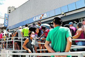 Caixa abre agências neste sábado (19) para pagamento de auxílio e saque do FGTS