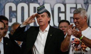 Policiais chamam Bolsonaro de ‘traidor’ e ameaçam protestos pelo país