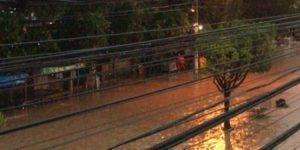 Chuva alaga feira coberta de Marabá