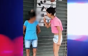Mulher bate na cara da própria mãe e irmã se vinga