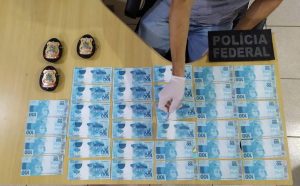 PF prende homem recebendo R$ 3.400 em notas falsas em Marabá
