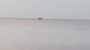 Passageiros ficam presos em navio encalhado no Marajó
