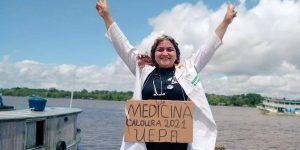 Em Breves, caloura de Medicina da Uepa viraliza ouvindo aprovação na rádio Liberal