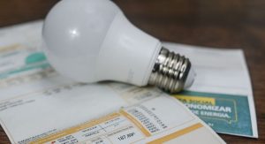 Feirão oferece descontos em contas de luz atrasadas hoje