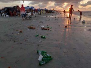 Projeto de Lei quer proibir venda e consumo de bebidas em garrafas de vidro em praias do Pará