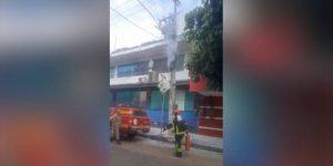 Poste pega fogo na Cidade Nova e assusta populares