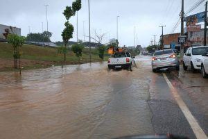 Chuva torrencial nesta sexta causa diversos pontos de alagamento em Marabá