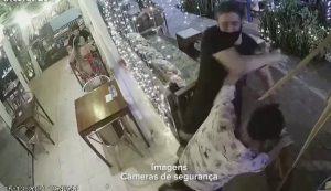 Funcionário de restaurante é agredido por cliente após pedir comprovante de vacinação em Alter do Chão