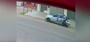 Ciclista morre atropelado por ônibus após motorista de carro abrir porta no Pará