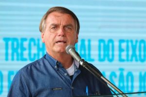 Bolsonaro diz que não vai aceitar ser banido das redes durante campanha eleitoral
