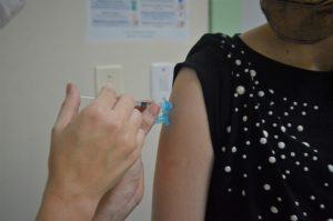 Belém começa a aplicar a 4ª dose da vacina contra Covid em pessoas imunossuprimidas