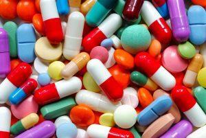 Preços de remédios devem subir a partir desta semana; entenda o reajuste