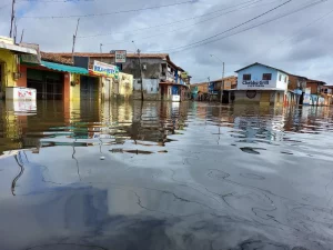 Nível do rio Tocantins volta a subir em Marabá, no PA, e leva famílias de volta a abrigos