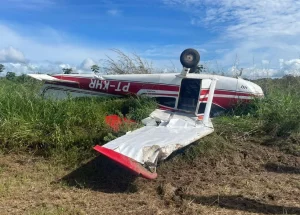 Trio armado tenta roubar monomotor no Pará, mas avião cai durante decolagem