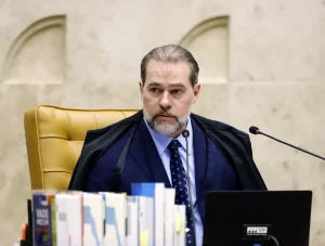 Toffoli rejeita pedido de investigação de Bolsonaro contra Alexandre Moraes