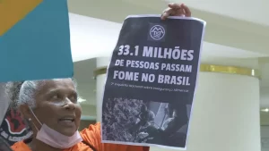 ‘Fome dói tudo, você chega a sonhar que está comendo’, diz homem em situação de rua em SP