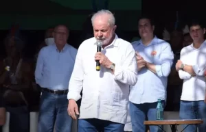 Com Lula em Pernambuco, PT faz reunião ‘protocolar’ em SP para formalizar chapa presidencial