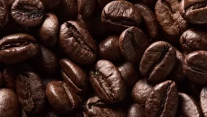 Os mitos sobre café e vinho em que talvez você ainda acredite