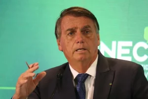 Bolsonaro precisa reagir para evitar ‘desânimo’ na reta final antes do 1º turno, avalia Centrão