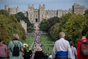 Elizabeth II: onde será enterrada a rainha — e quais outros monarcas estão enterrados no local