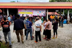 Ex-policial abre fogo em creche e mata 26 crianças e 12 adultos na Tailândia