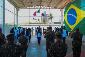 Somente 0,24% do dinheiro para infraestrutura de escolas cívico-militares foi efetivamente gasto