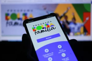 Bolsa Família atinge valor médio recorde de R$ 672,45 por família em maio, diz governo