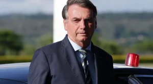 Polícia Federal marca para quarta-feira (12) novo depoimento de Bolsonaro