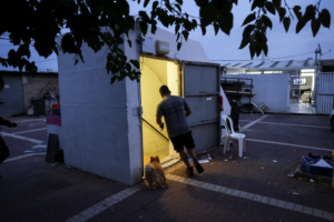 Bunkers em Israel: saiba como são os cerca de 1,5 milhão de abrigos no país