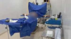 Polícia prende dois homens em clínica irregular em Nova Iguaçu no momento em que realizavam lipoaspiração
